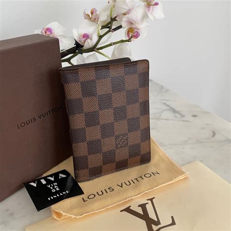 louis vuitton james wallet|louis vuitton long wallet price.